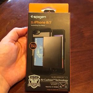 Eligen Slim Armor CS iPhone 8/7 case